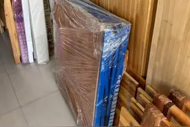 应急旧物资现上海二手家具店  记者走访发现疑被作为废品流出转卖图片