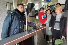 老李的最后一个春运图片