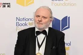 2023年诺贝尔文学奖获得者为挪威作家约恩·福瑟图片