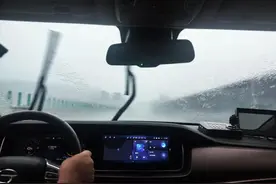 失联22年后，兄妹俩终于“相认”了……图片