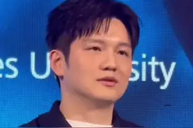 樊振东回忆巴黎奥运：最惊险的一场球是对阵张本智和图片