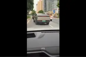 绿牌特斯拉皮卡突然现身国内街头！业内：平行进口售价或超250万元图片