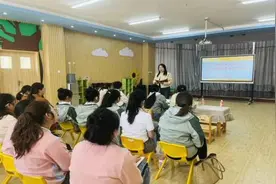 灞桥区白鹿原中心学校新入职教师专业技能展示--弹唱图片