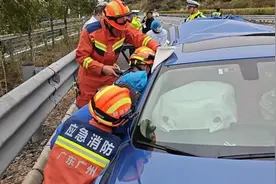 广州发生多起追尾事故！消防提醒：年关将至，行车注意安全图片