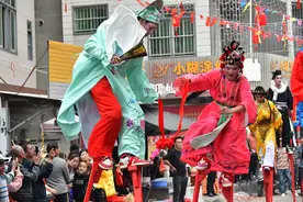 演员平均年龄23岁！黄石澄瀛高跷传承千年仍在"圈粉"图片