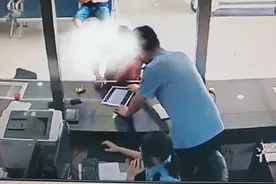 医保卡遗失后被男子盗刷 2天内刷了1万多元图片