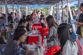 外语外贸管理类招聘专场在广外举办图片