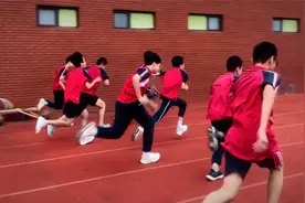 潍州麓台学校班级团建增强师生凝聚力图片