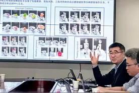 “灵巧手”研发取得突破图片