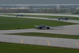 下血本：美国空军演习中一次性出动12架B-2轰炸机图片