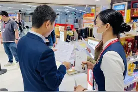 聚焦场景优服务——浦发银行深圳分行积极推进境外来华人员支付便利工作图片