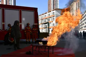 北京通州消防进校园主讲“安全第一课”图片