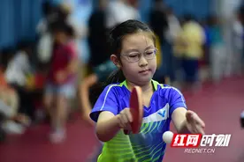 “乒”出精彩！2023年天元区第23届中小学生乒乓球比赛举行图片