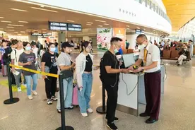 暑运圆满收官！云南省内各机场旅客吞吐量超1365万人次图片