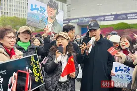 人！人！人！倒春寒的武汉，今天这里最热情图片