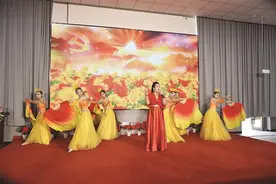 教育与融媒共庆 为党的华诞献礼图片