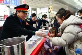 民俗美、年味浓……腊八节，各地多彩活动庆腊八图片