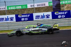 车仆携手壳牌喜力国际汽联F4方程式中国锦标赛 为赛事保驾护航 助力车手首战天府国际赛道图片
