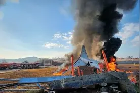 韩国客机冲出跑道，代总统崔相穆下令全力开展救援；机上无中国乘客图片