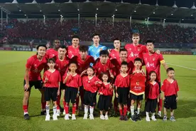 冲超路上亮起红灯，心态是广州队青年军必修课图片