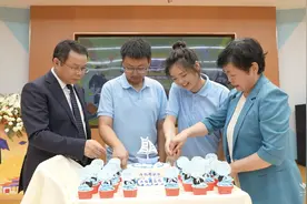 湖北二师“我与校领导有约”思政课有“知”又有“味”图片