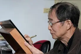 百姓记录｜七旬老人手绘连环画 再现伯父“11·27”脱险经历图片