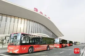 春节假期，淮安城市公交、有轨电车免费乘坐！图片