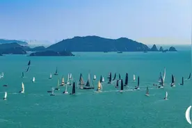 浦创智能香港旋风队在2024年中国杯帆船赛上夺冠图片