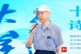 大美长江十二时辰|诗人杨德祥：《好一江春水》里饱含我对长江的爱图片