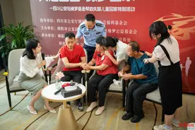 回娘家为奶奶办丧事后她和3岁儿子分别被拐 患癌妈妈寻子30年终一家团圆图片