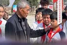 “双争”光荣榜｜娄贺仁：七旬老人义务为烈士守墓近40年图片