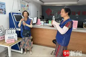 社区“清凉补给站”上线，快递小哥乐享专属“歇脚地”图片