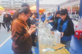 “甘味”农产品借势“圈粉”图片