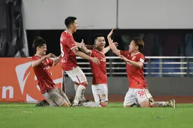 足协杯第二轮多场比赛上演进球大战 ，4支草根球队扮演黑马图片