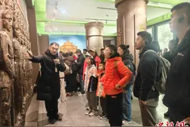 （新春走基层）云南陆军讲武堂首位英语讲解员：让“将帅摇篮”故事传扬世界图片