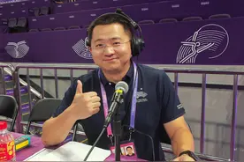 高中语文老师“跨界”英文播报员，亚运会赛场响起“广州声音”图片