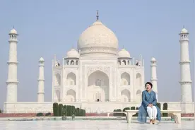 韩国前总统文在寅夫人被调查，被控访问印度时实为旅游图片
