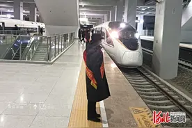 怀兴城际铁路廊兴段今日开通 记者体验15分钟从廊坊北到大兴机场图片