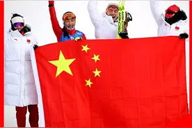中国第三十二金！亚冬会冬季两项女子4×6公里接力中国队夺冠图片