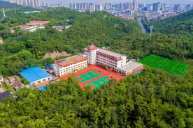 立德树人、德技并修！烟台市树德技工学校春夏高考班招生610人图片