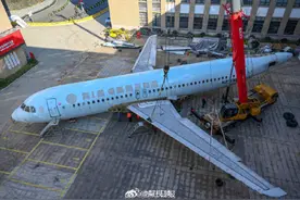 豪气！学校花1500万买下大飞机供学生练手图片