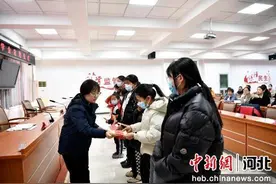 河北廊坊：13.5万元“春蕾计划”助学金发放完毕图片