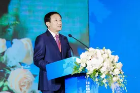 国务院国资委原秘书长彭华岗履新中国企业改革与发展研究会会长图片