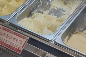 夏季魔都冷饮花样多！38元中药冰淇淋卖到断货，岭南小众水果空降茶饮咖啡店……图片