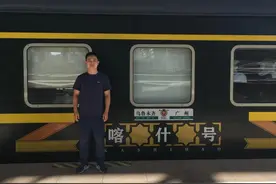 一趟列车上，广州一药师48小时救了3人图片