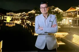 “开心鬼”真有“鬼”？知名演员黄百鸣涉嫌内幕交易图片