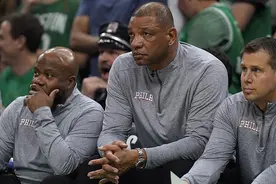 早知道 | 里弗斯就任雄鹿主帅图片