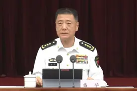 中央军委政治工作部上将主任苗华涉嫌严重违纪被停职检查图片