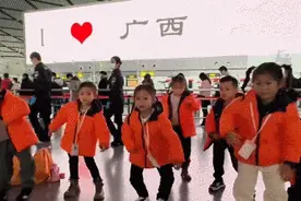 半岛叨叨丨山东来“kei”啦！广西“小沃柑”闯齐鲁，咱孔孟之乡自然不能怠慢，开启宠溺带娃模式图片