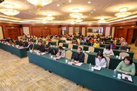 作文大赛大咖谈|领奖台是文学舞台，更是未来起点图片